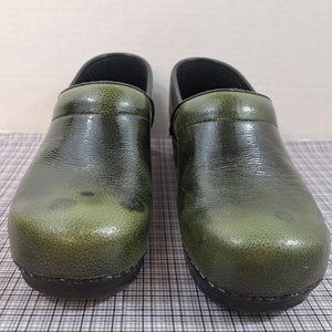 Sanita Nursing Shoes Clogs Size 9.5